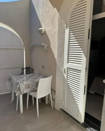 Konukevi Fantasy House Ischia 3*